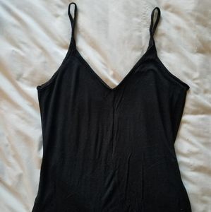 Black old navy v-neck tank